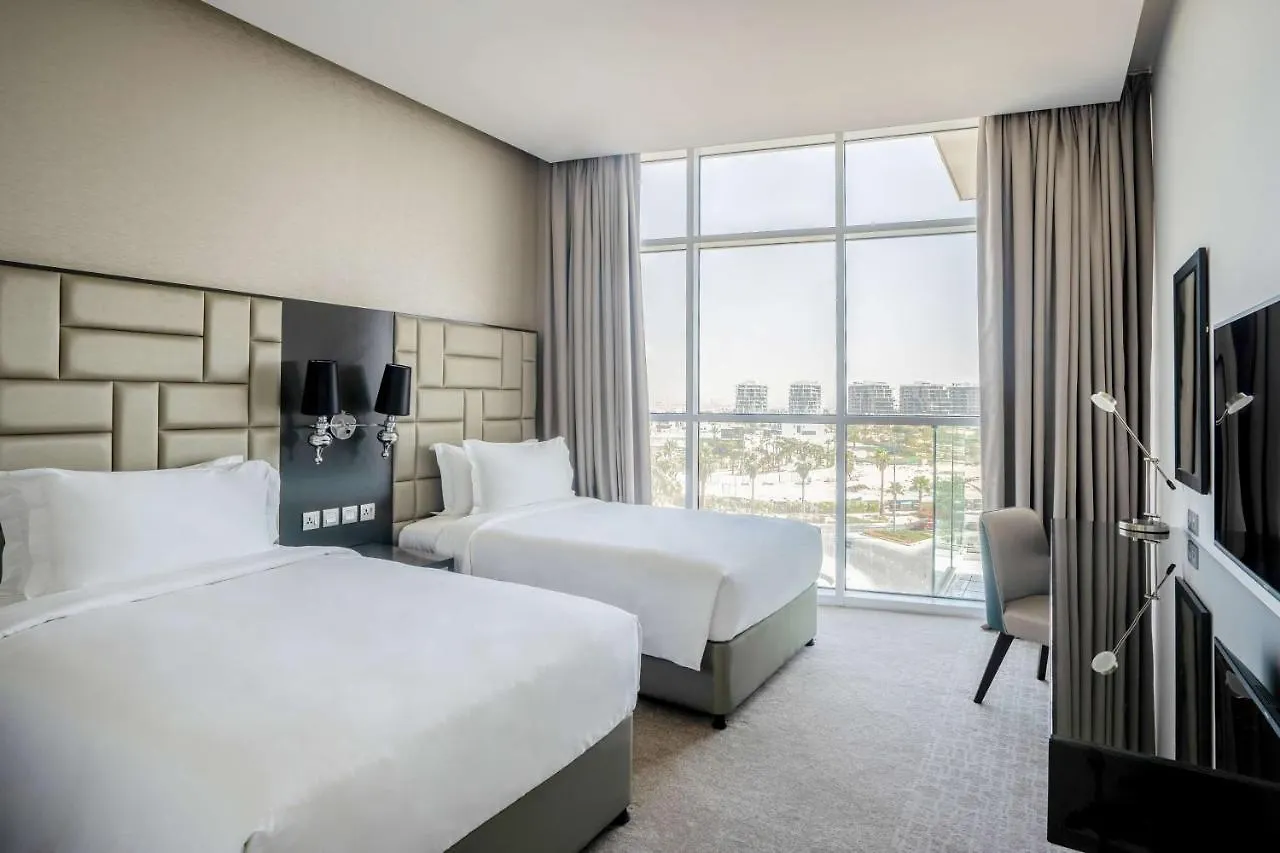 ****  Radisson Dubai Damac Hills Hotel Emirados Árabes Unidos