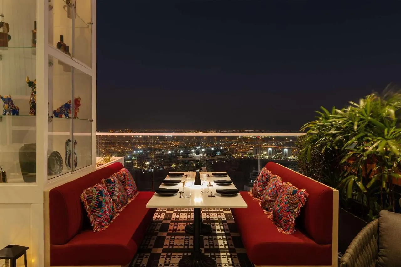 Radisson Dubai Damac Hills Hotel