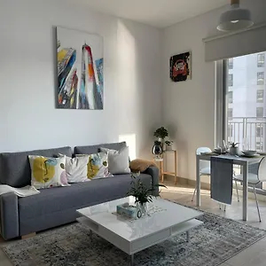 Yas Island - 2 Bedrooms, 2 Toilet With Shared Pool & Parking شقة أبو ظبي
