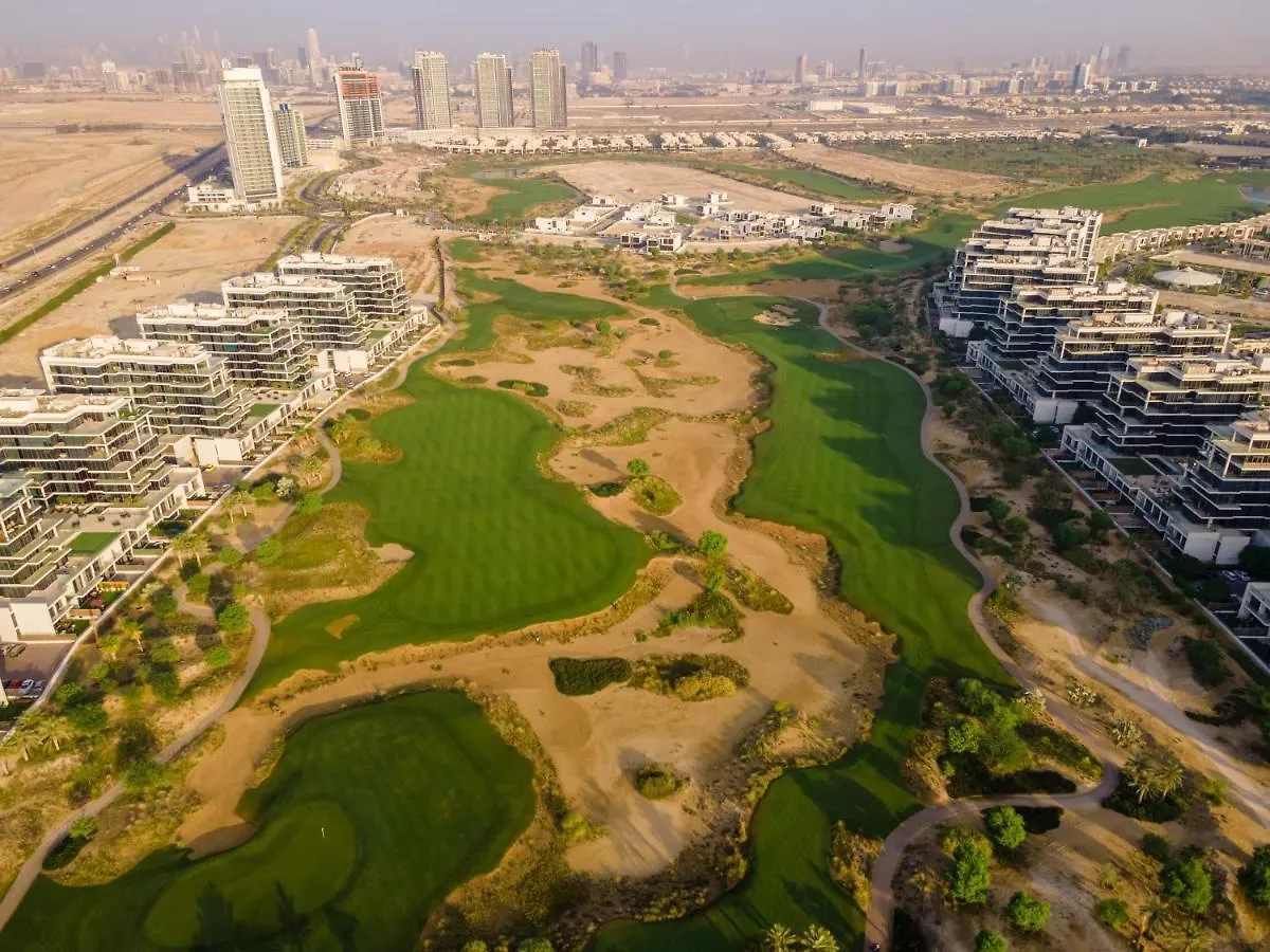 Radisson Dubai Damac Hills Hotel 4*,