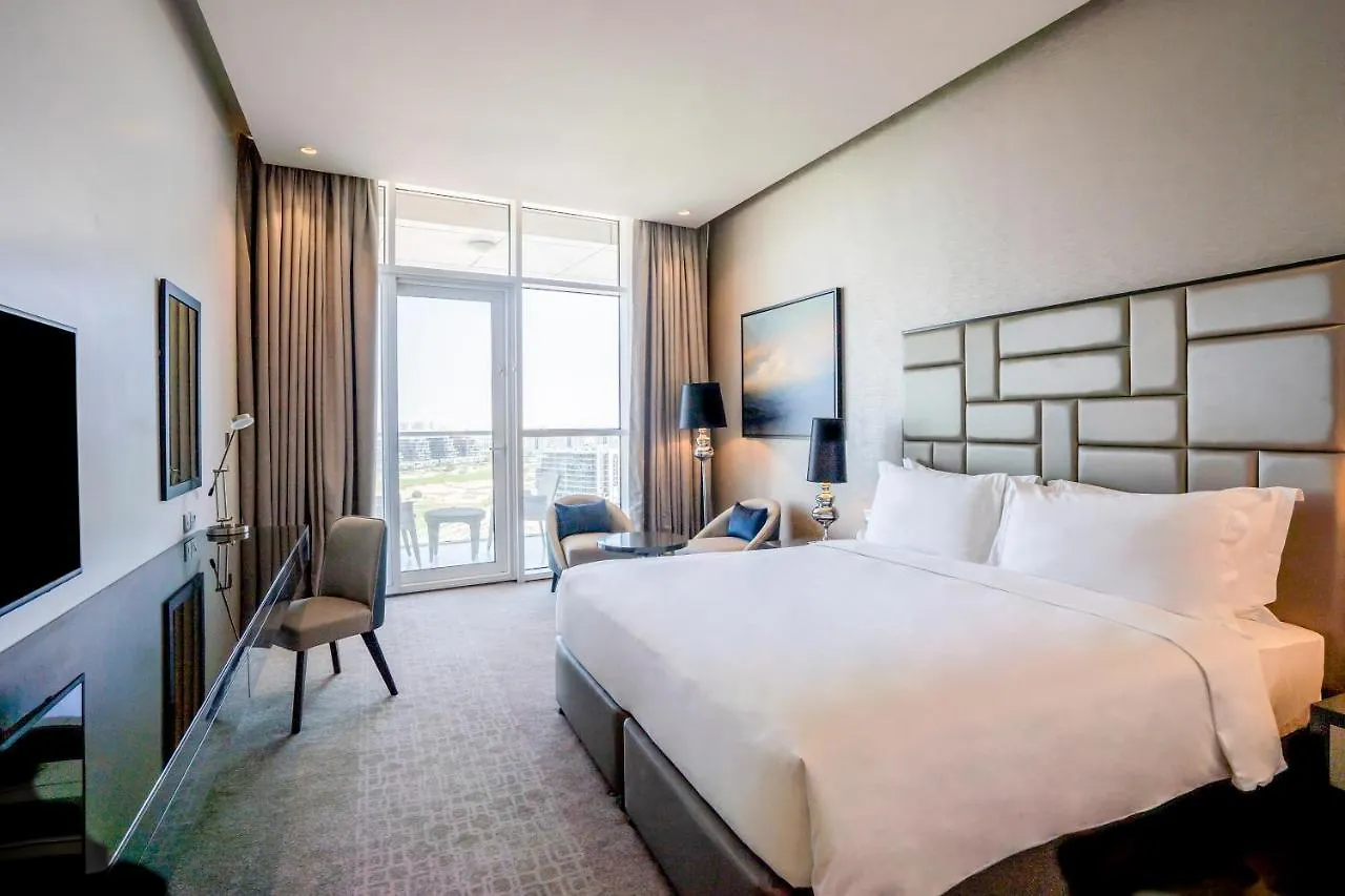 Radisson Dubai Damac Hills Otel 4*,