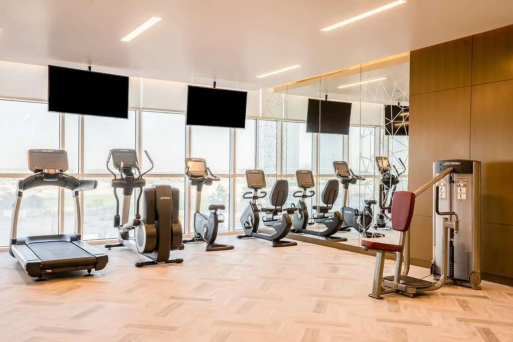 Hotel Radisson Dubai Damac Hills 4*,