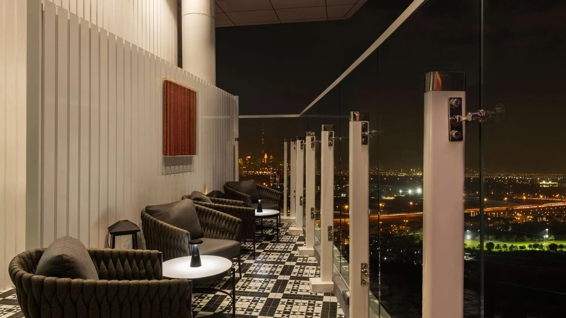 Hotel Radisson Dubai Damac Hills