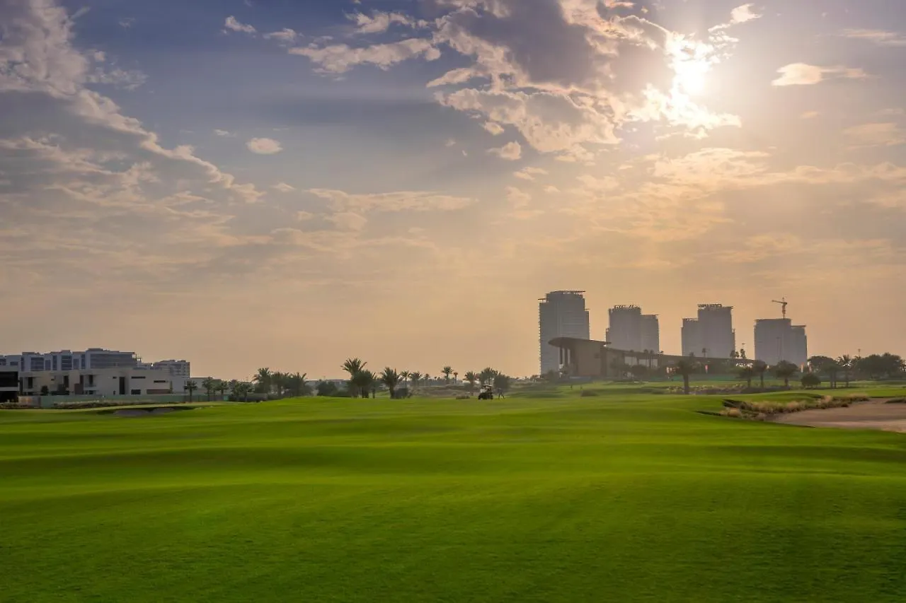 Radisson Dubai Damac Hills Hotel