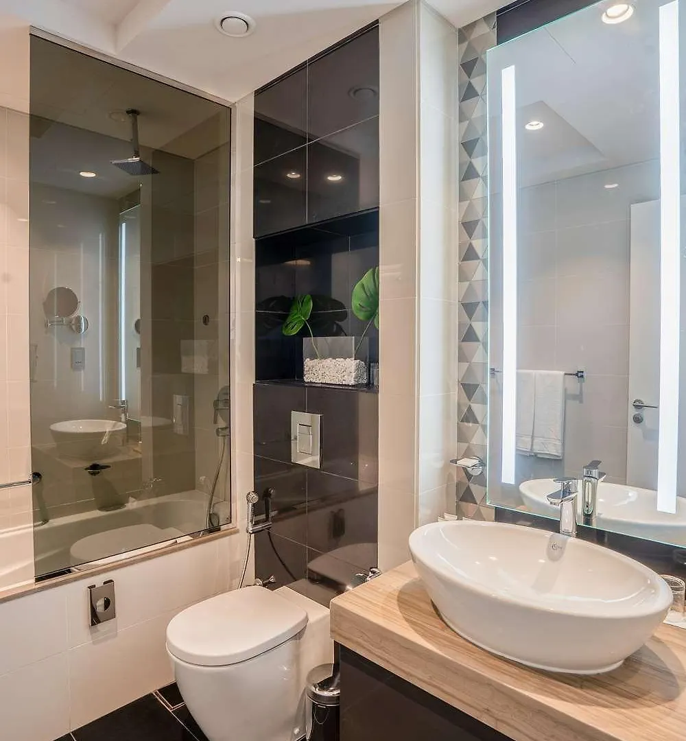 Radisson Dubai Damac Hills Hotel