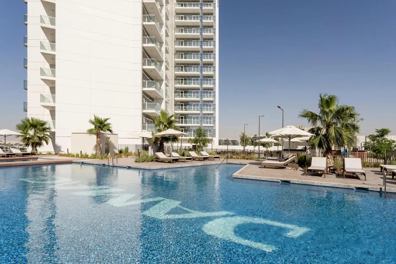 Radisson Dubai Damac Hills Hotel 4*,