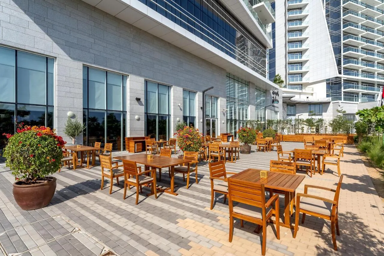 Radisson Dubai Damac Hills Hotel