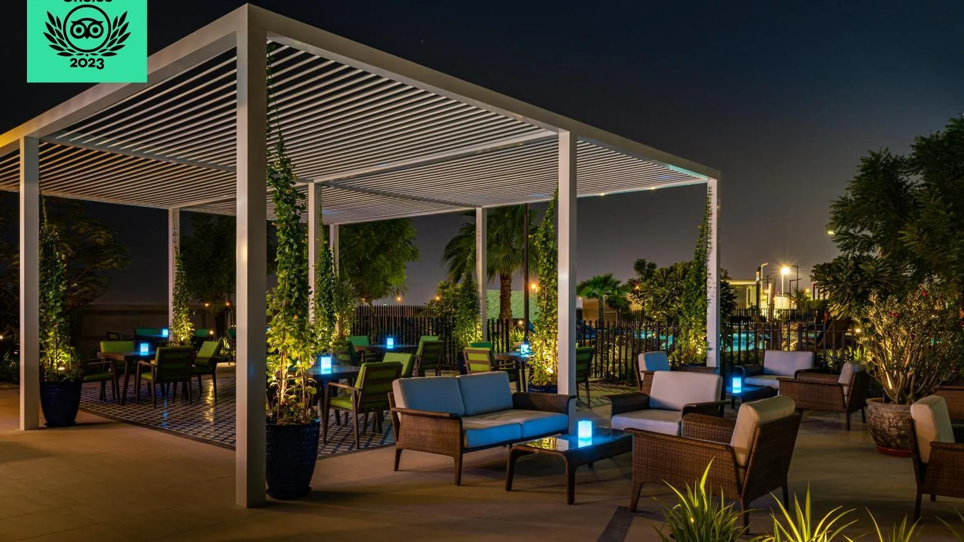 Radisson Dubai Damac Hills Hotel